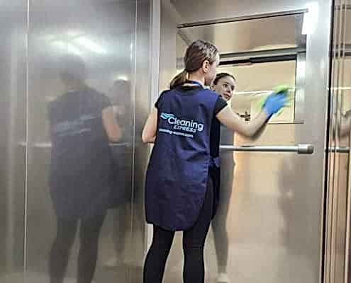 retail cleaning services